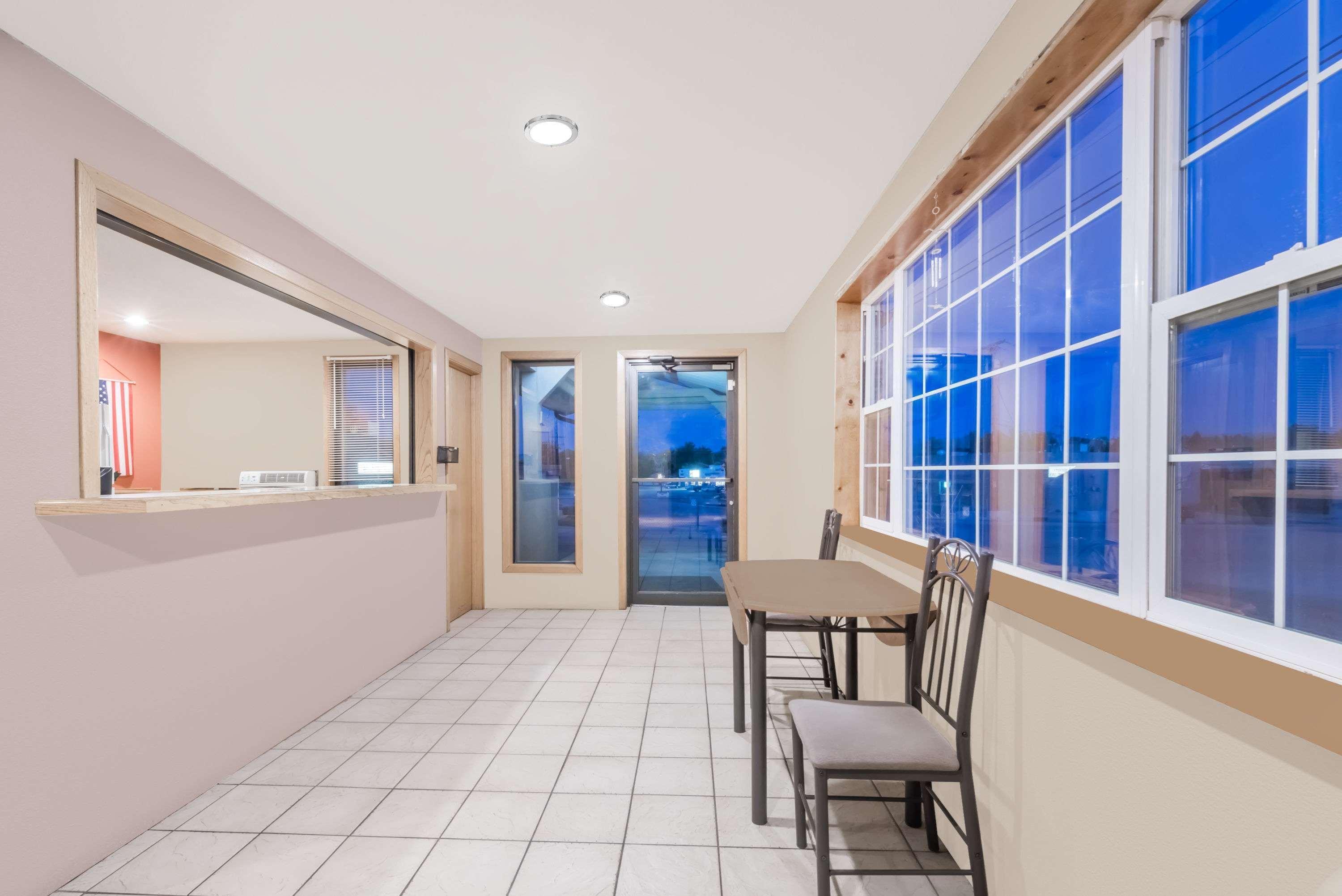 Super 8 By Wyndham Belle Fourche Sd Hotel Exterior foto