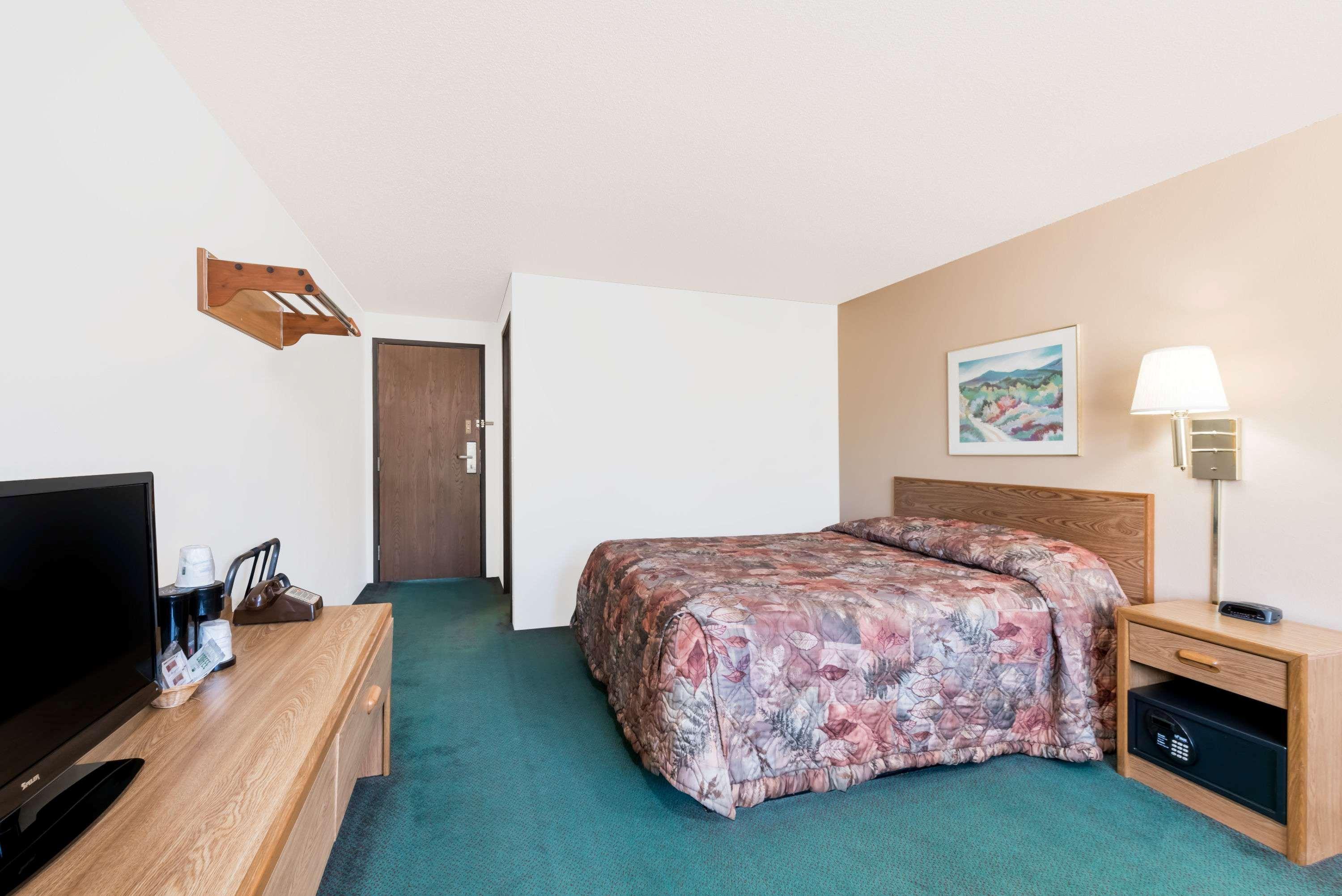 Super 8 By Wyndham Belle Fourche Sd Hotel Exterior foto